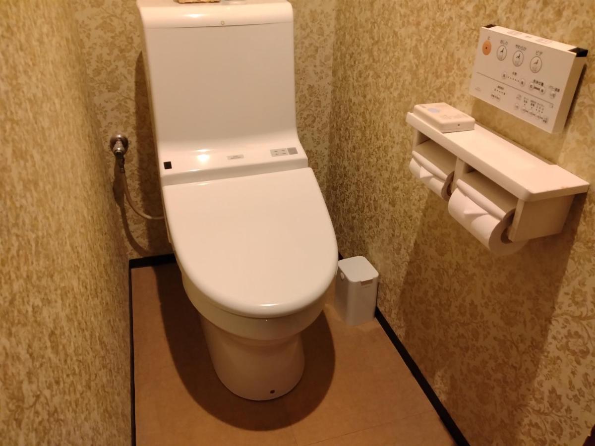 ホテル ベニ ウエスト 大人専用 Oszaka Kültér fotó